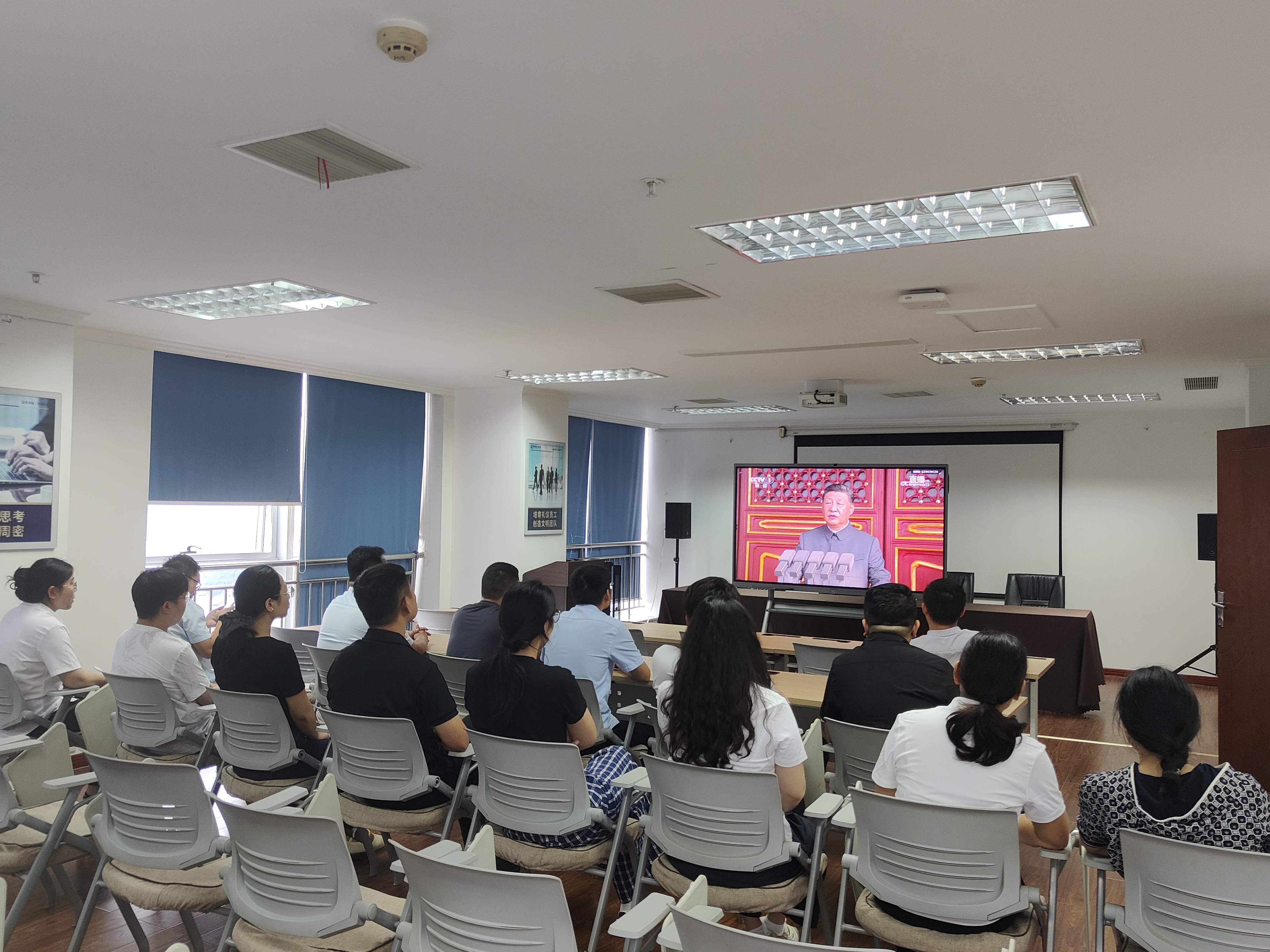 5d8ef6745fc67f5cdd0dee4d2b4db3f3.jpg 5d8ef6745fc67f5cdd0dee4d2b4db3f3.jpg